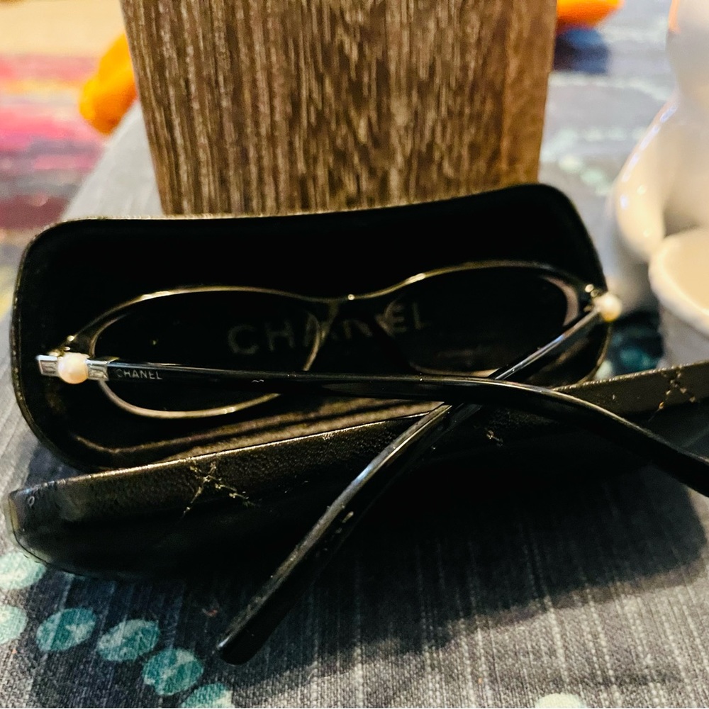 Adorable glasses frames - Picture 4 of 7